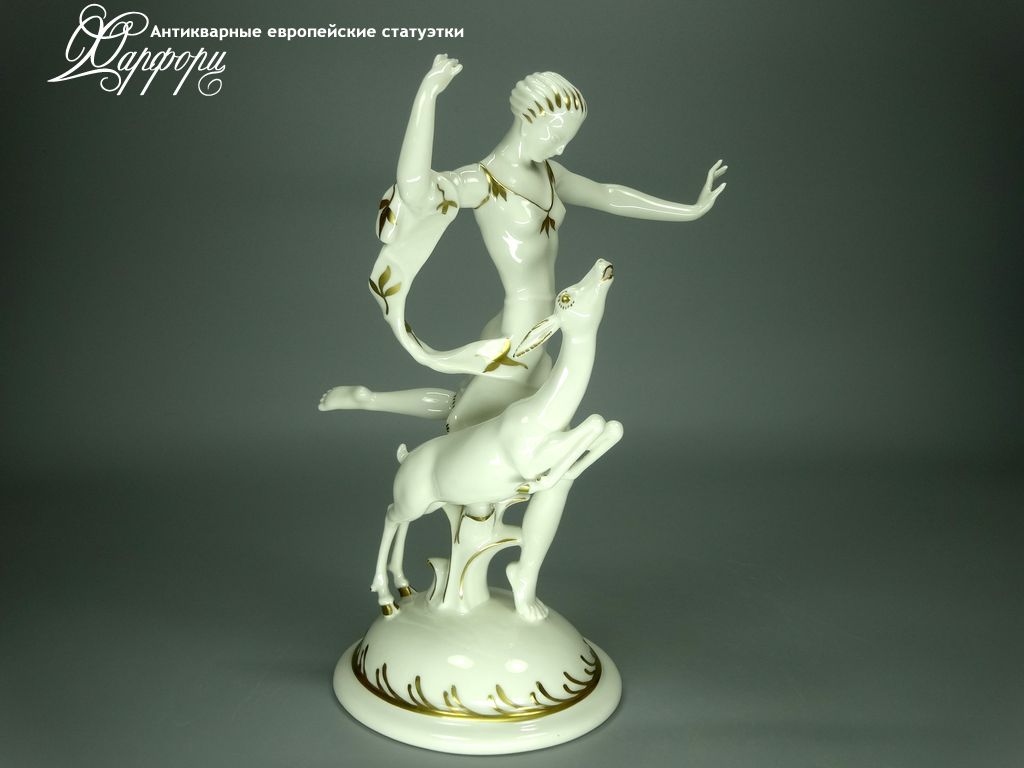 Купить фарфоровую статуэтку Hutschenreuther Девушка с олененком